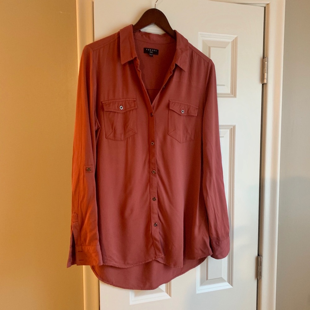 Rust colored Tinsel shirt
